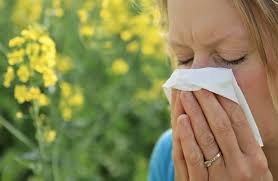 Sneezing Spiritual Meaning: Symbolism, Superstitions & Signs
