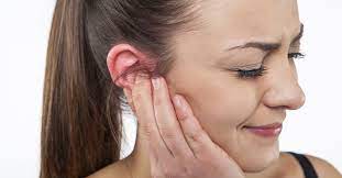 Left Ear Itching Spiritual Meaning – Symbolism & Messages